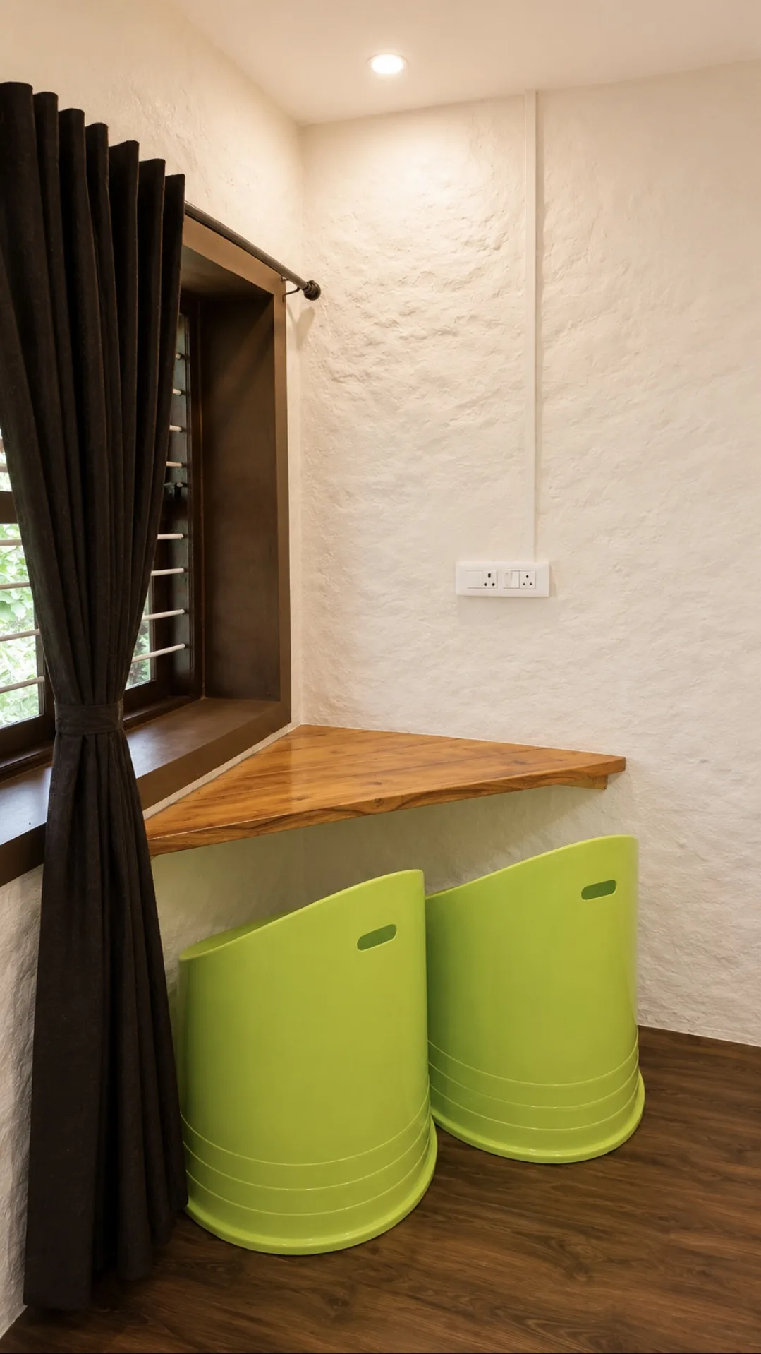 Room 2 5